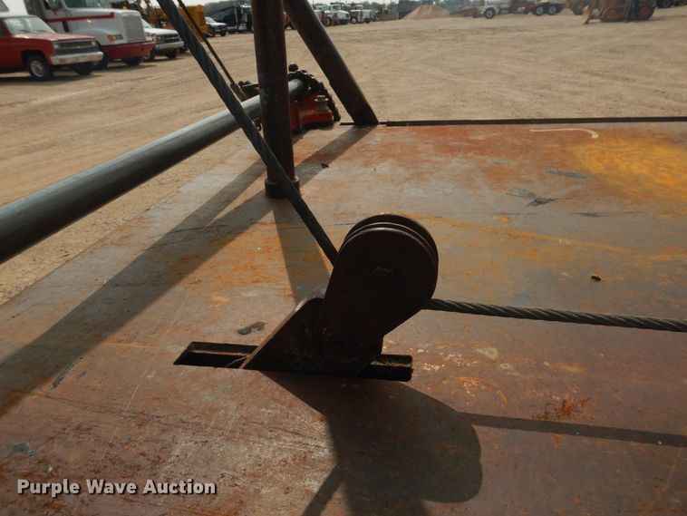 image for item DD0349 2007 Chevrolet Silverado 3500HD  winch truck