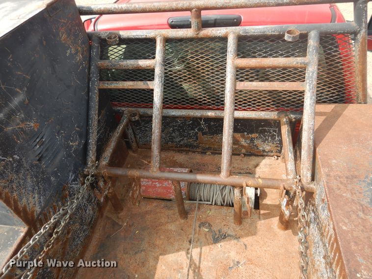 image for item DD0349 2007 Chevrolet Silverado 3500HD  winch truck