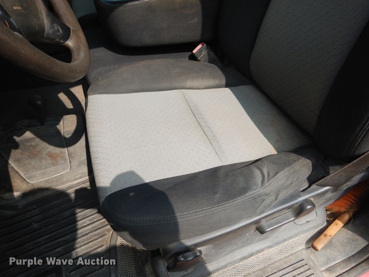 image for item DD0349 2007 Chevrolet Silverado 3500HD  winch truck