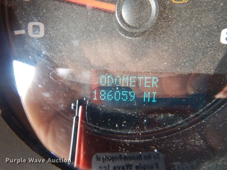 image for item DD0349 2007 Chevrolet Silverado 3500HD  winch truck