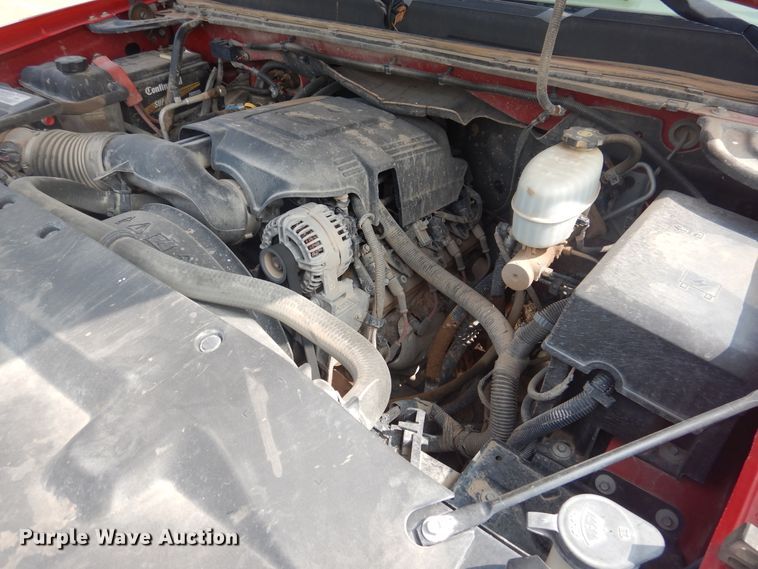 image for item DD0349 2007 Chevrolet Silverado 3500HD  winch truck