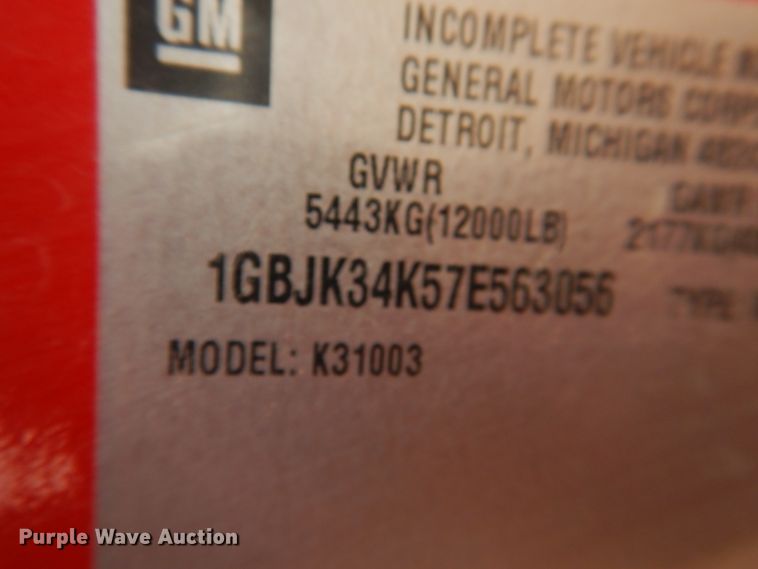 image for item DD0349 2007 Chevrolet Silverado 3500HD  winch truck