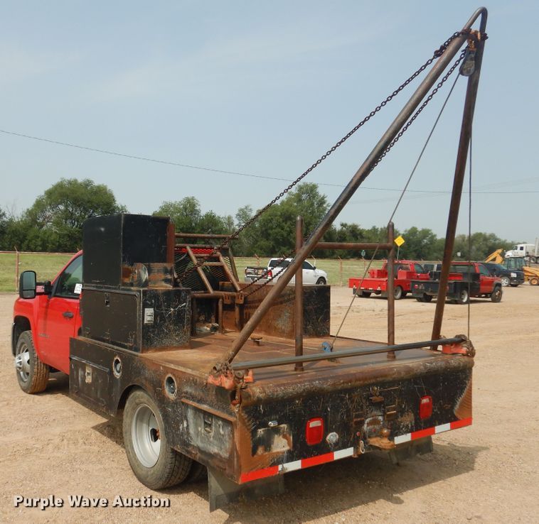 image for item DD0351 2008 Chevrolet Silverado 3500HD  winch truck