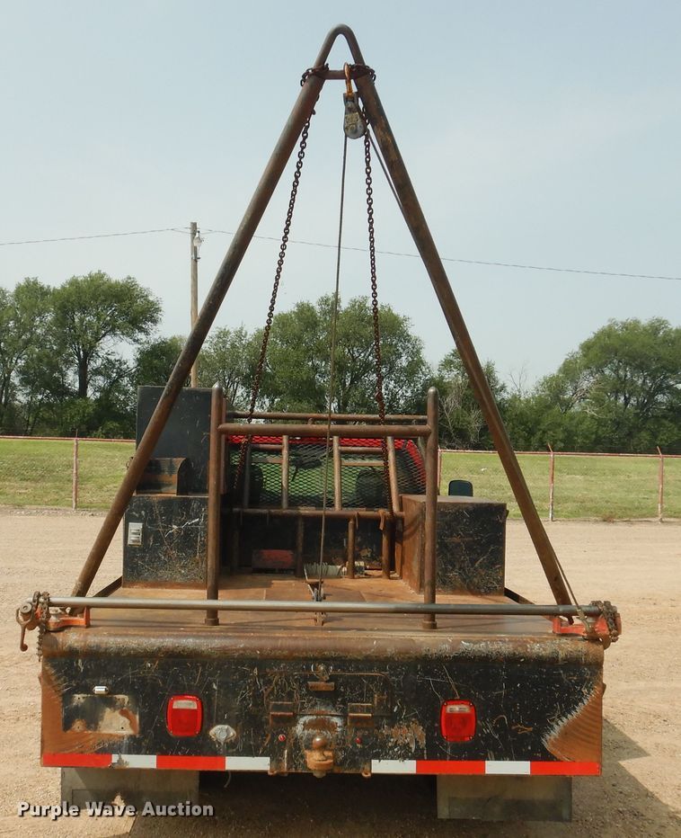 image for item DD0351 2008 Chevrolet Silverado 3500HD  winch truck