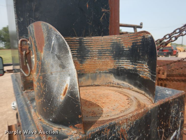 image for item DD0351 2008 Chevrolet Silverado 3500HD  winch truck