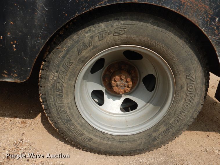 image for item DD0351 2008 Chevrolet Silverado 3500HD  winch truck