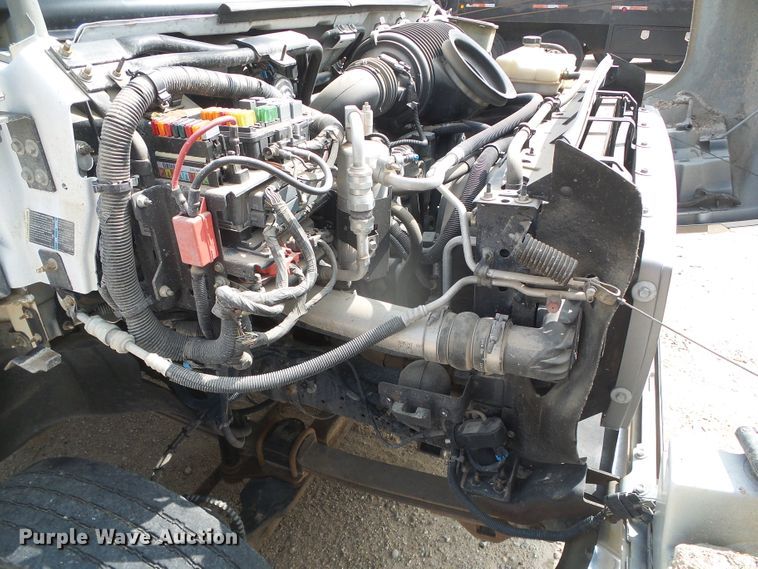 image for item DD0354 2003 Chevrolet C4500  flatbed truck