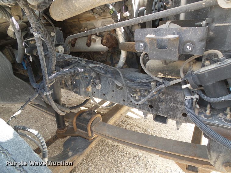 image for item DD0354 2003 Chevrolet C4500  flatbed truck