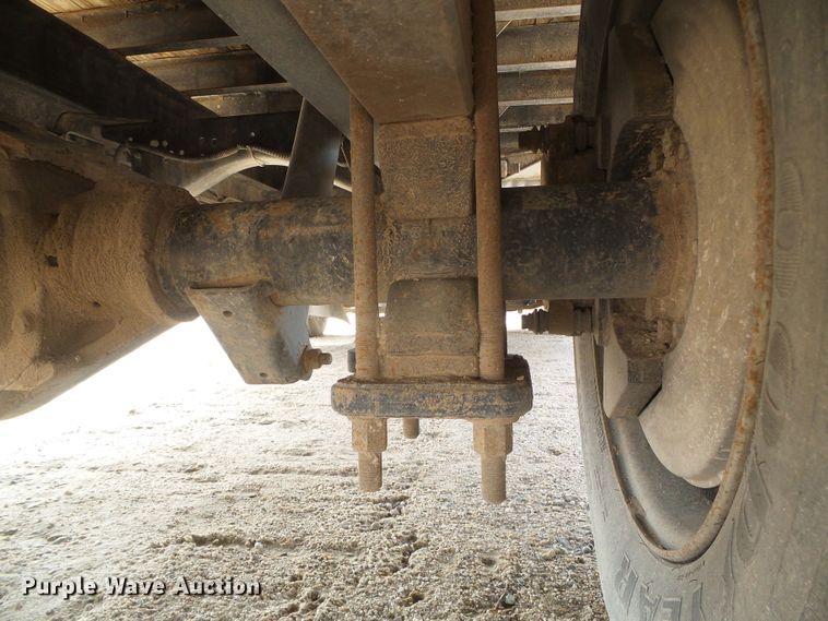 image for item DD0354 2003 Chevrolet C4500  flatbed truck