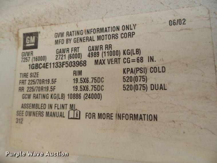 image for item DD0354 2003 Chevrolet C4500  flatbed truck