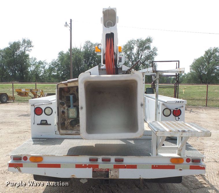 image for item DD0356 2008 Ford F450 Super Duty  bucket truck