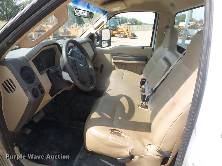 image for item DD0356 2008 Ford F450 Super Duty  bucket truck