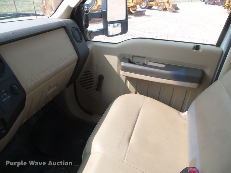 image for item DD0356 2008 Ford F450 Super Duty  bucket truck