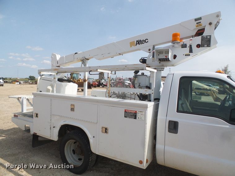 image for item DD0356 2008 Ford F450 Super Duty  bucket truck