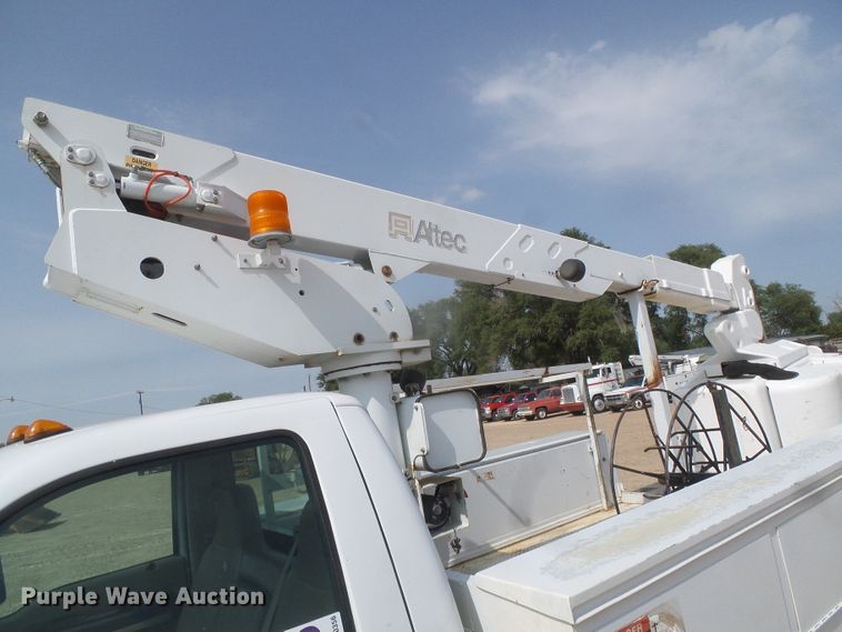 image for item DD0356 2008 Ford F450 Super Duty  bucket truck