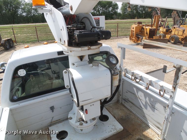 image for item DD0356 2008 Ford F450 Super Duty  bucket truck