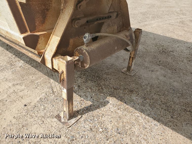 image for item DD0357 1999 CPS bottom dump trailer