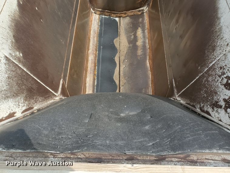 image for item DD0357 1999 CPS bottom dump trailer