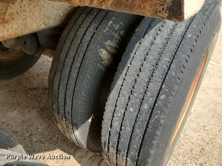 image for item DD0357 1999 CPS bottom dump trailer