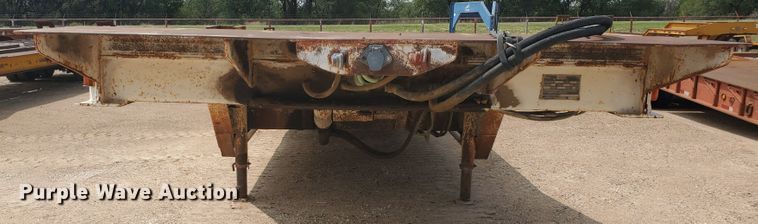 image for item DD0358 1981 Schwartz PFD-SD drop deck equipment trailer