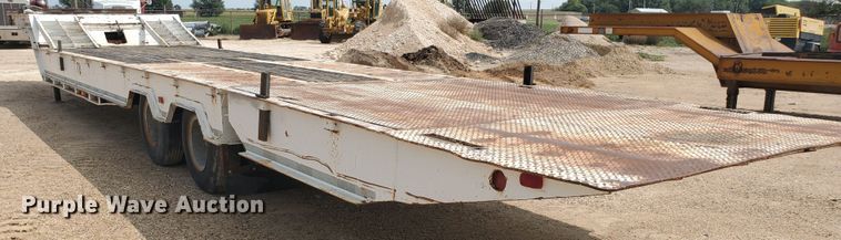 image for item DD0358 1981 Schwartz PFD-SD drop deck equipment trailer