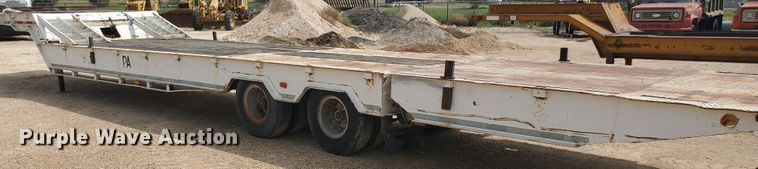 image for item DD0358 1981 Schwartz PFD-SD drop deck equipment trailer