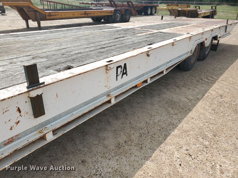 image for item DD0358 1981 Schwartz PFD-SD drop deck equipment trailer