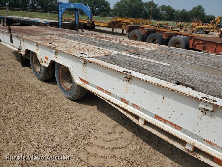 image for item DD0358 1981 Schwartz PFD-SD drop deck equipment trailer