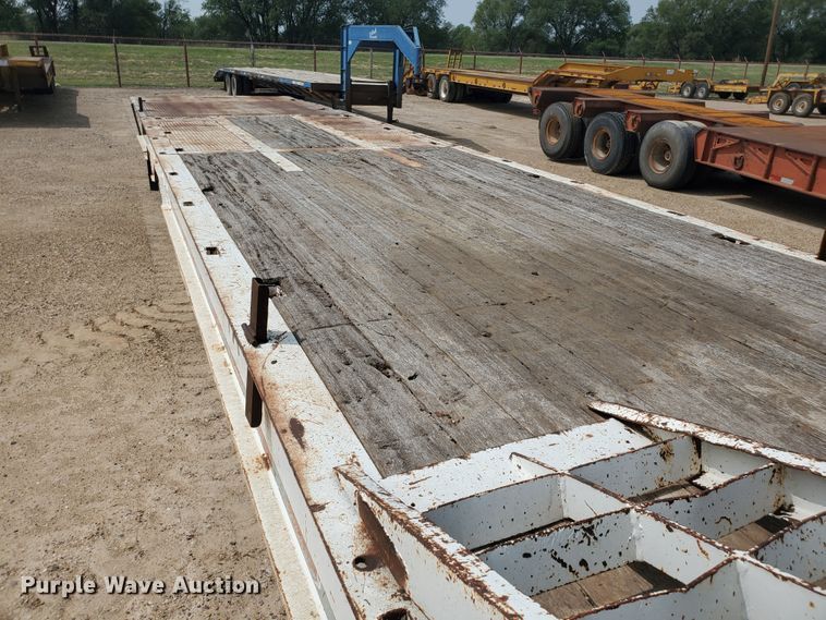 image for item DD0358 1981 Schwartz PFD-SD drop deck equipment trailer