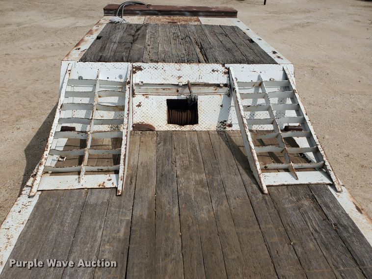 image for item DD0358 1981 Schwartz PFD-SD drop deck equipment trailer