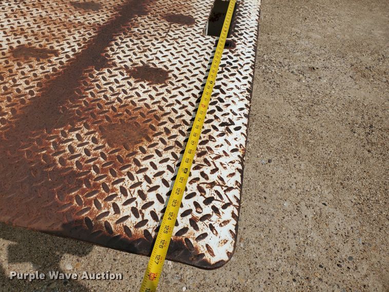 image for item DD0358 1981 Schwartz PFD-SD drop deck equipment trailer