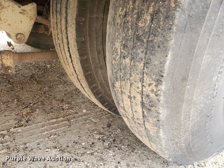 image for item DD0358 1981 Schwartz PFD-SD drop deck equipment trailer