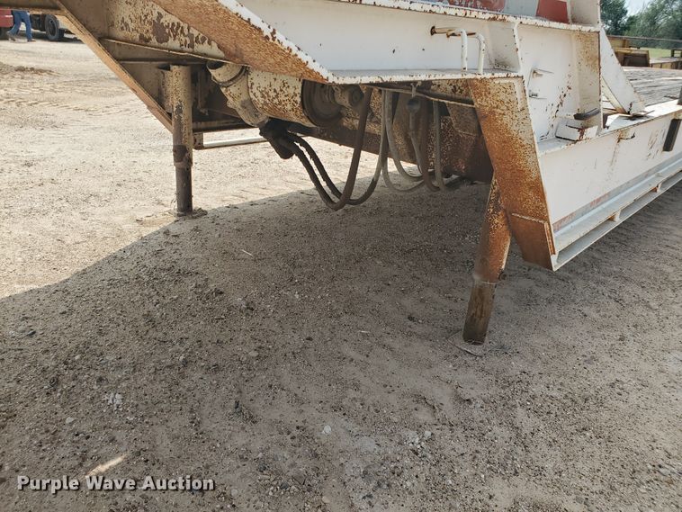 image for item DD0358 1981 Schwartz PFD-SD drop deck equipment trailer