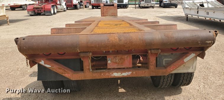 image for item DD0359 1984 Load Craft L3-50-S oilfield trailer