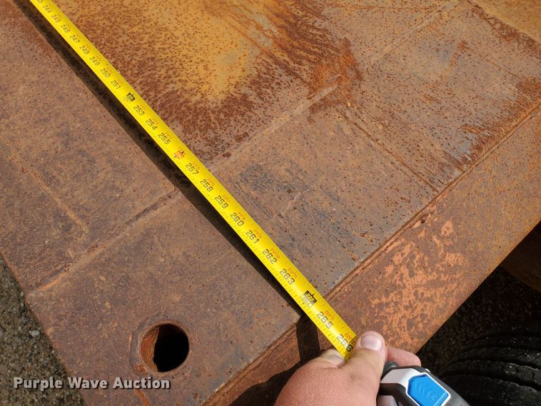 image for item DD0359 1984 Load Craft L3-50-S oilfield trailer