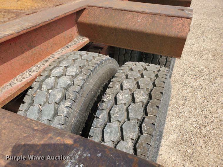 image for item DD0359 1984 Load Craft L3-50-S oilfield trailer