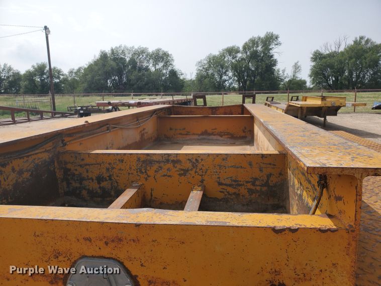 image for item DD0360 1980 Holden HLB38235 equipment trailer