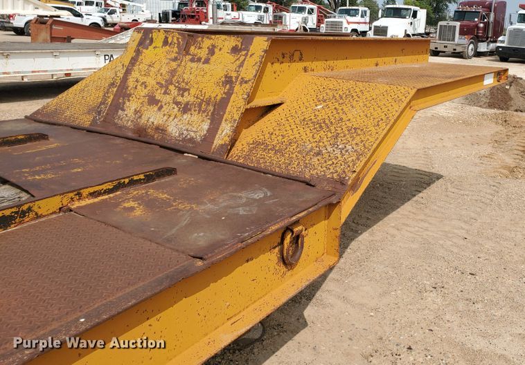 image for item DD0360 1980 Holden HLB38235 equipment trailer