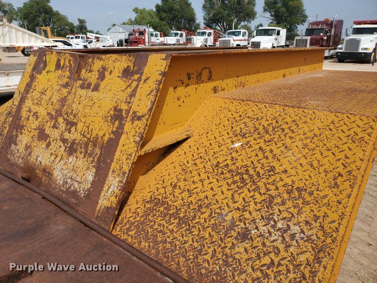 image for item DD0360 1980 Holden HLB38235 equipment trailer
