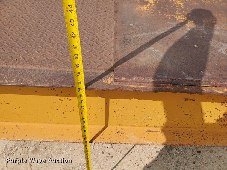 image for item DD0360 1980 Holden HLB38235 equipment trailer