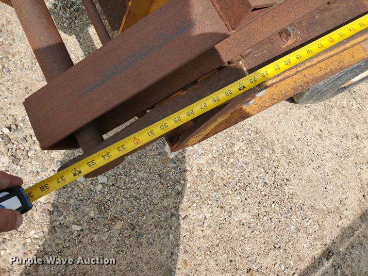 image for item DD0360 1980 Holden HLB38235 equipment trailer