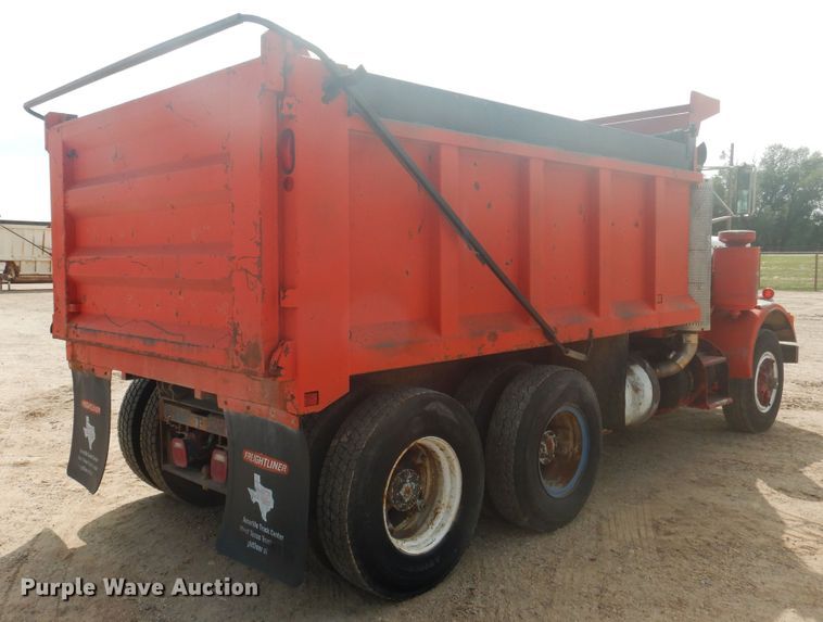 image for item DD0361 1978 Peterbilt 359S  dump truck