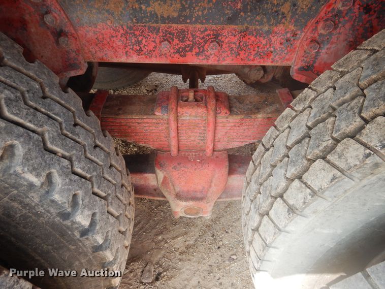 image for item DD0361 1978 Peterbilt 359S  dump truck