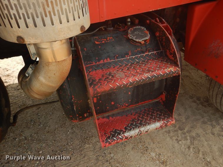 image for item DD0361 1978 Peterbilt 359S  dump truck