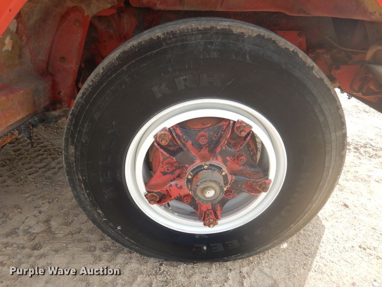 image for item DD0361 1978 Peterbilt 359S  dump truck