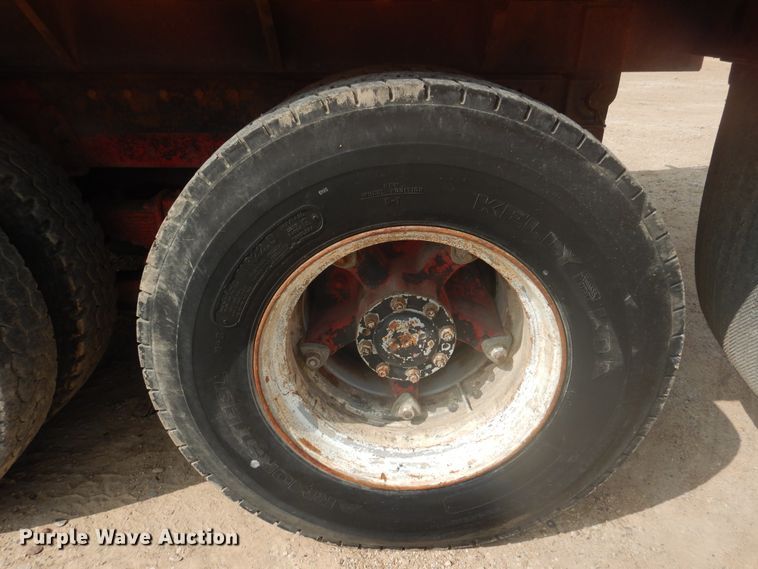 image for item DD0361 1978 Peterbilt 359S  dump truck