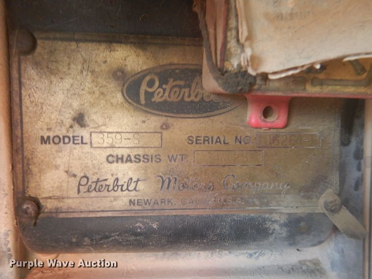 image for item DD0361 1978 Peterbilt 359S  dump truck