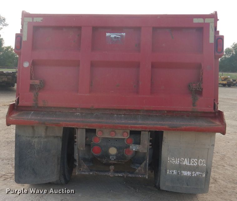 image for item DD0362 1995 Freightliner FLD  dump truck