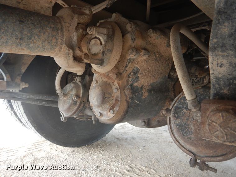 image for item DD0362 1995 Freightliner FLD  dump truck