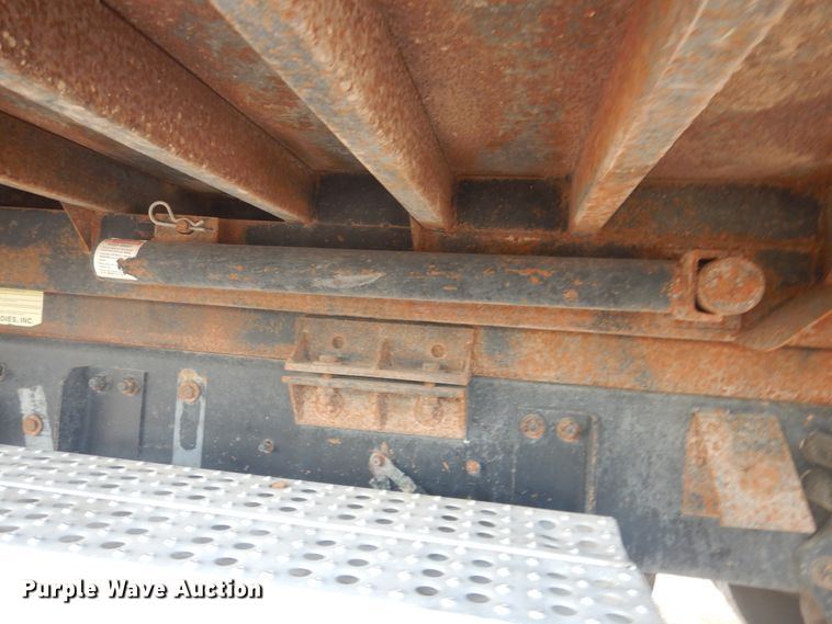 image for item DD0362 1995 Freightliner FLD  dump truck